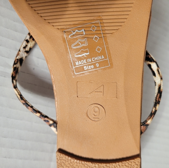 Ardene Women's Tan & Brown Sandals Size 9 - Picture 7 of 7